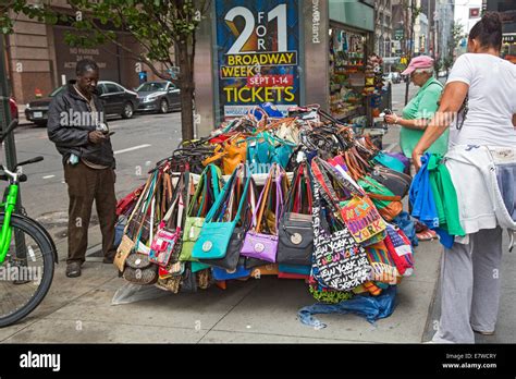 new york street vendors handbags